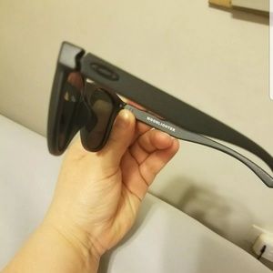 Oakley 009320 05 Moonlighter Matte Steel Polarized